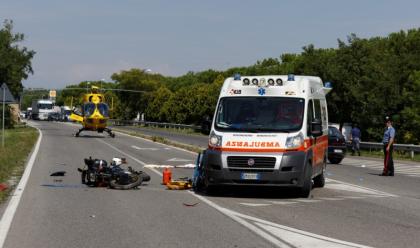 Immagine News - moto-contro-auto-centauro-54enne-perde-una-gamba