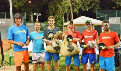 Immagine News - tennis-un-successo-il-torneo-delle-padelle-di-faenza