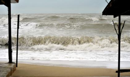 Immagine News - allerta-meteo-per-vento-forte-e-mare-molto-mosso-fino-a-mercoled-mattina