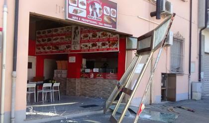 Immagine News - russi-esplosione-in-un-kebab-in-via-garibaldi