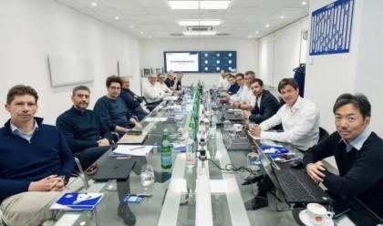 Immagine News - formula-1-maxi-riunione-a-faenza-con-tutti-i-team-principal-per-discutere-del-futuro