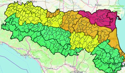 Immagine News - maltempo-in-e-r-allerta-rossa-per-marted-22-nel-ferrarese-a-causa-della-piena-del-po-arancione-sulla-costa-romagnola