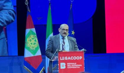 Immagine News - bologna-biennale-legacoop-lintervento-di-galavotti-cab-terra-ravenna-servono-nuove-opere-pubbliche-per-preservare-il-patrimonio-naturale