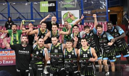 Immagine News - basket-b-nazionale-colpo-grosso-dei-blacks-faenza-espugnato-il-taliercio