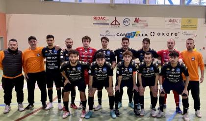 Immagine News - calcio-a-5-la-mernap-faenza-vince-anche-fuori-a-riolo-c-il-big-match-tra-erba-e-lugo