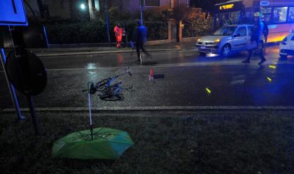 Immagine News - ravenna-27enne-in-bici-investito-da-unauto-e-grave