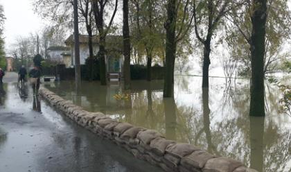 Immagine News - maltempo-allerta-arancione-per-la-piena-dei-fiumi-in-emilia-romagna