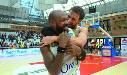 Immagine News - basket-a2-fino-a-sabato-aperte-la-campagna-abbonamenti-e-la-prevendita-per-oras-ravenna-forl