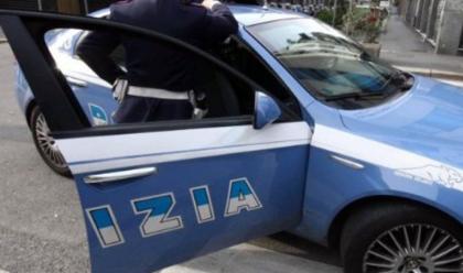 Immagine News - rimini-evade-dai-domiciliari-e-gira-in-moto-con-un-coltello.-arrestato-41enne