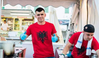 Immagine News - la-comunit-albanese-di-bagnara-quotassaggiate-la-nostra-cucinaquot