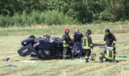 casal-borsetti-carambola-con-lauto-in-un-campo-43enne-in-gravi-condizioni