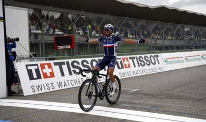 Immagine News - imola-mondiali-di-ciclismo-vince-loro-il-francese-alaphilippe-deludono-gli-italiani