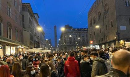 Immagine News - covid-il-presidente-bonaccini-quotin-arrivo-nuova-ordinanza-contro-gli-assembramentiquot