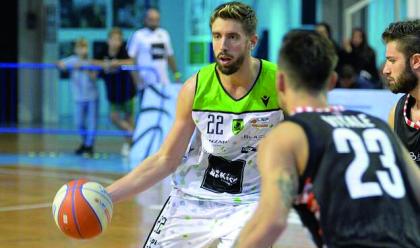 Immagine News - basket-b-guida-al-campionato-imola-e-omegna-davanti-a-tutte-faenza-studia-da-quotsorpresaquot