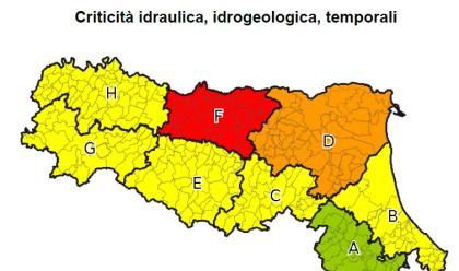 Immagine News - maltempo-scatta-lallerta-per-fiumi-in-piena-e-mareggiate