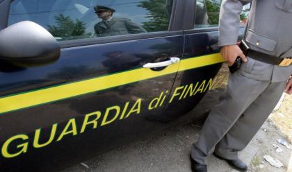 Immagine News - faenza-finanza-sequestra-22-kg-di-marijuana-ad-un-faentino-incensurato