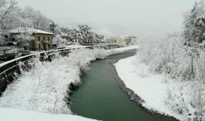 Immagine News - maltempo-in-romagna-domenica-con-nevicate-in-collina-e-pianura