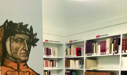 Immagine News - la-biblioteca-classense-dedica-due-camerini-a-dante-la-responsabile-gennaro-racconta-lallestimento