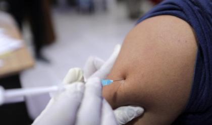 Immagine News - la-regione-stoppa-le-prenotazioni-per-le-vaccinazioni-agli-under-60-da-luned-12-al-via-i-70-74-anni