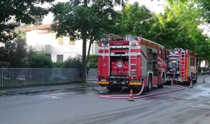 Immagine News - faenza-intossicato-da-incendio-sprigionatosi-in-garage