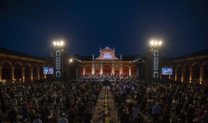 Immagine News - lugo-successo-al-pavaglione-per-il-concerto-dellamicizia-col-maestro-muti