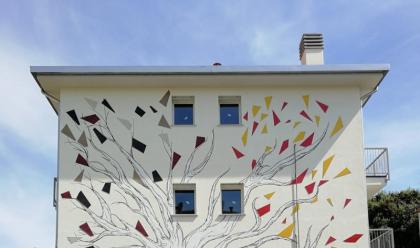 Immagine News - il-castoro--arbor-vitae-la-street-art-di-unex-studentessa-del-ballardini