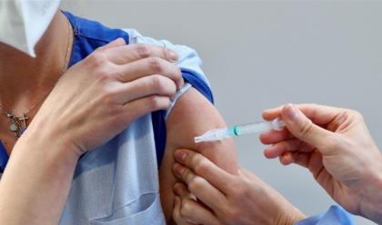 Immagine News - covid-19-oltre-2-milioni-i-vaccinati-completi-in-e-r-185-nuovi-casi-e-1-decesso-rimini-41-ravenna-11