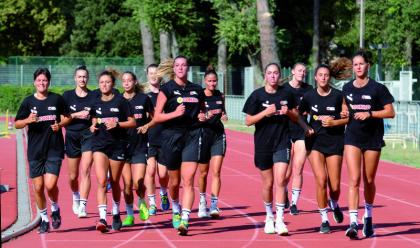 volley-a2-donne-la-teodora-ha-scoperto-la-geografia-del-campionato-si-parte-il-10-ottobre-a-macerata-ci-sono-le-due-isole