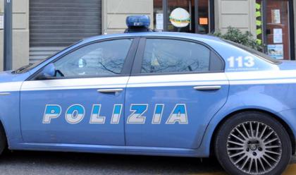 Immagine News - rimini-accoltella-5-persone-fra-cui-un-bambino-uomo-inseguito-e-fermato