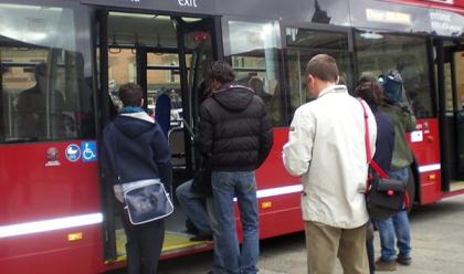 la-regione-conferma-bus-e-treni-gratuiti-per-gli-studenti-dai-14-ai-19-anni-con-isee-fino-a-30mila-euro