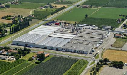 Immagine News - cotignola-conserve-italia-punta-sul-packaging-ecologico-stabilimenti-valfrutta-ad-energia-eolica