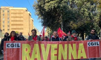 Immagine News - sciopero-sindacati-cgil-ravenna-grande-soddisfazione-per-ampia-adesione-in-centinaia-dalla-provincia-a-roma