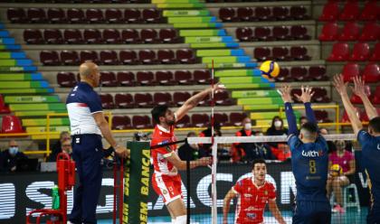 Immagine News - volley-superlega-la-consar-combatte-contro-vibo-ma-i-punti-non-arrivano