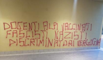 Immagine News - cesena-scritte-no-vax-al-liceo-linguistico-alpi-la-condanna-del-sindaco-lattuca