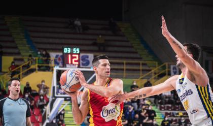 Immagine News - basket-a2-non-basta-un-super-cinciarini-oras-ko-in-volata-a-verona