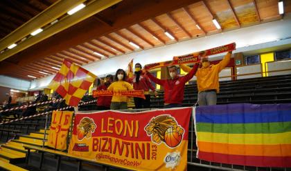 Immagine News - basket-a2-san-severo-e-il-covid-non-hanno-lasciato-scampo-alloras-ravenna