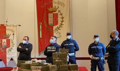 rimini-nel-bagagliaio-50-kg-di-hashish-due-uomini-arrestati