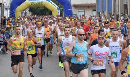 Immagine News - lugo-sar-un-1-maggio-dedicato-allo-sport-con-la-lugorun-organizzata-dalla-uisp