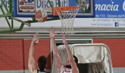 Immagine News - basket-b-raggisolaris-da-impazzire-faenza-batte-ozzano-e-vede-i-playoff