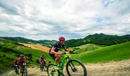 Immagine News - itinerari-primaverili-da-vivere-e-affrontare-a-piedi-o-in-bicicletta-sui-sentieri-luccicanti-della-vena-del-gesso