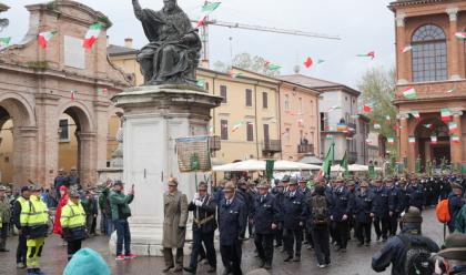 Immagine News - rimini-fine-settimana-col-raduno-nazionale-degli-alpini-la-sfilata-finale-domenica-8-con-80mila-partecipanti