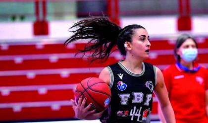 Immagine News - basket-a1-donne-porcu-saluta-il-parquet-ma-non-faenza-e-work-a-25-anni-cambio-vita-e-passo-dal-campo-alla-scrivania