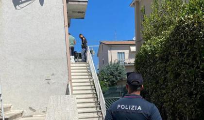 Immagine News - femminicidio-a-rimini-uomo-di-47-anni-uccide-la-compagna-di-33-anni-con-un-mattarello