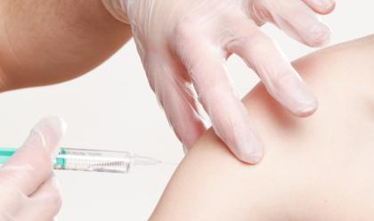 riccione-falsi-certificati-vaccinali-a-giudizio-21-genitori