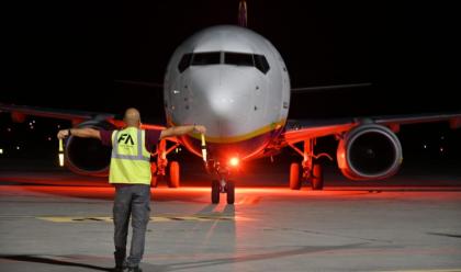 Immagine News - katovice-forl-il-primo-volo-della-ryanair--atterrato-in-romagna-gioved-sera