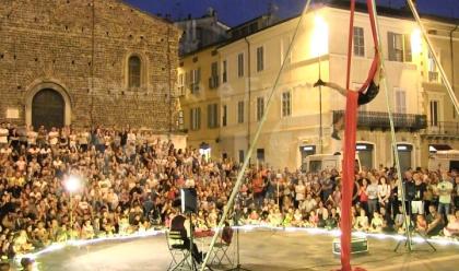 Immagine News - faenza-fine-settimana-con-i-buskers-in-centro-fra-magia-e-divertimento