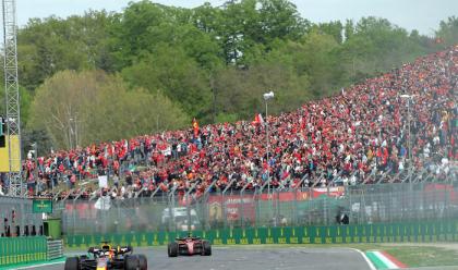 Immagine News - imola-il-tennis-on-the-racetrack-il-mondiale-di-formula-1-2023-e-il-caso-delle-date-serve-una-soluzione