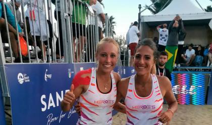 Immagine News - beach-tennis-la-mordanese-gasparri-e-la-cervese-valentini-si-confermano-campionesse-del-mondo