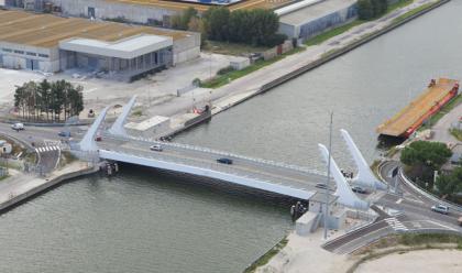 Immagine News - ravenna-chiuso-il-ponte-mobile-martedi-27