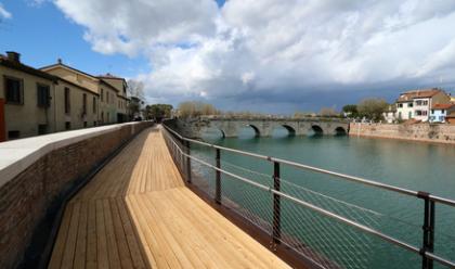 Immagine News - rimini-passerella-al-ponte-di-tiberio-quattro-a-processo-per-uso-non-conforme-di-bene-storico